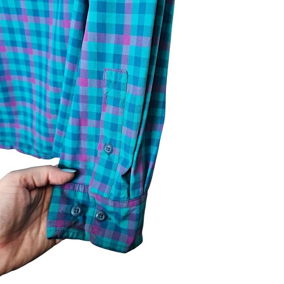 Duluth Trading Womens Large Blue Purple Plaid Button-Up Shirt Fishing Zip Pocket - Picture 8 of 13